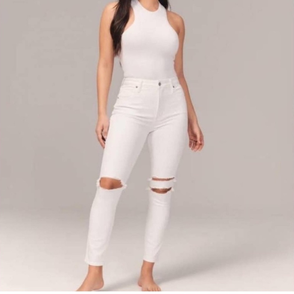 NWT ABERCROMBIE WHITE ANKLE SKINNY JEAN